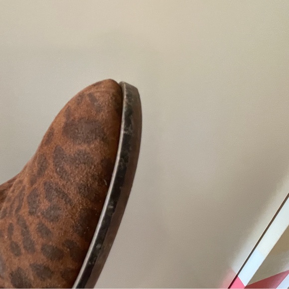 Clarks Brown Leopard Print Loafers - Picture 12 of 15